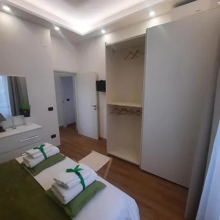 Natural Mente بومبيي